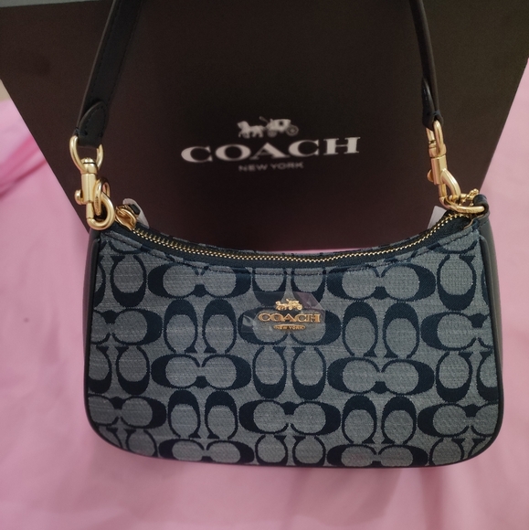Coach Handbags - Coach Teri Shoulder Bag